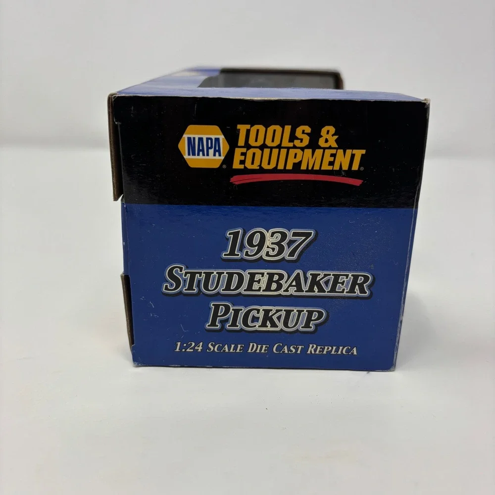 1937 Studebaker Pickup NAPA Tools & Equipment 1:24 Diecast Blue Truck READ